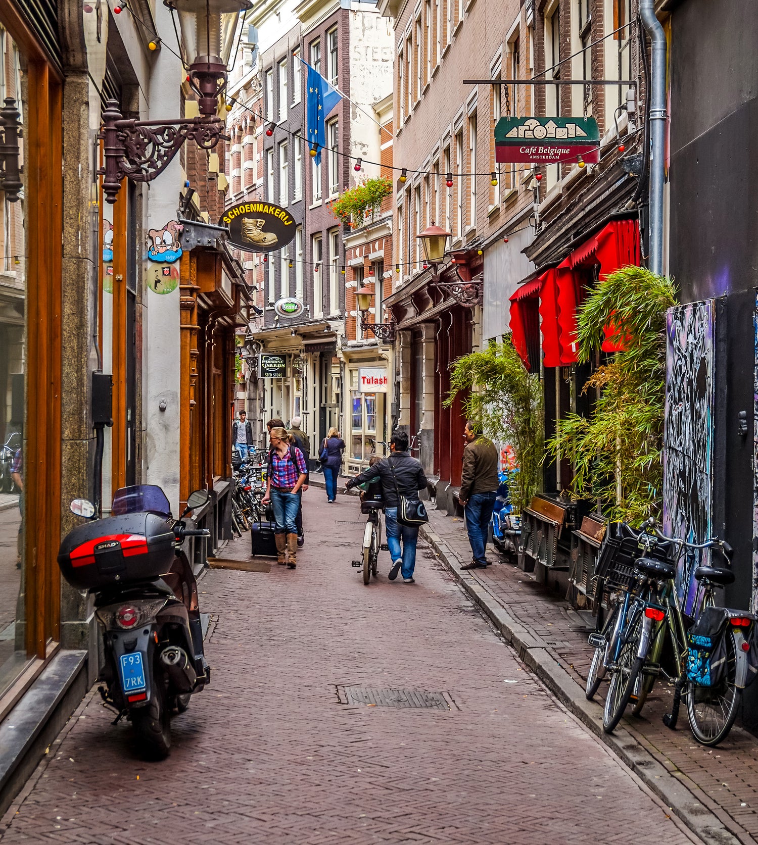 Market Tote Gets the Groceries in Netherlands