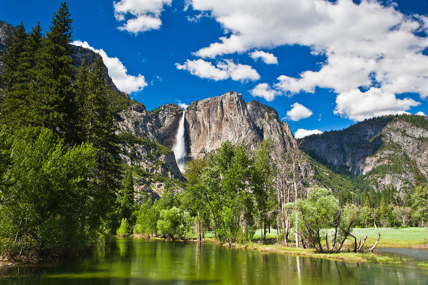Flying Boxcar Duffel Lands in Yosemite