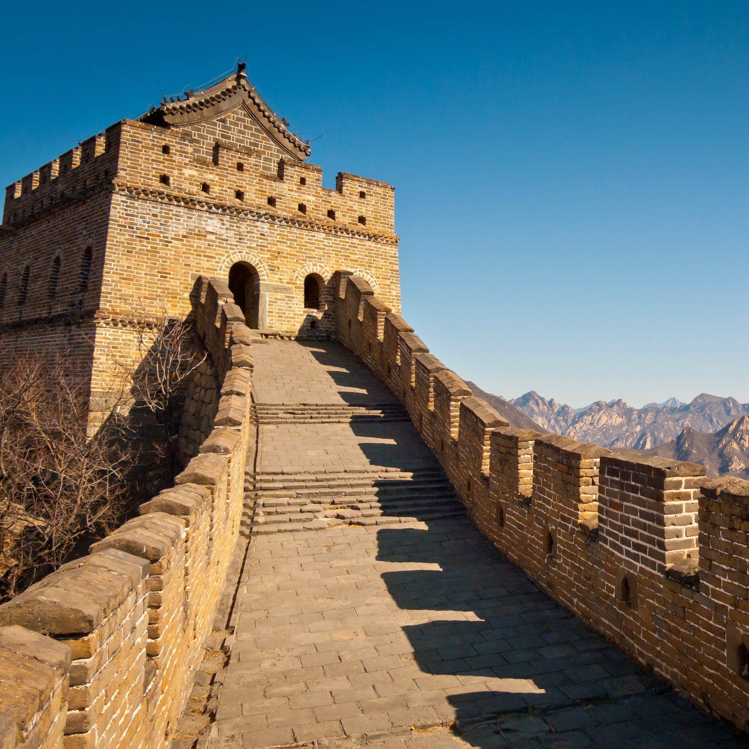 Sky Train Scales the Great Wall of China