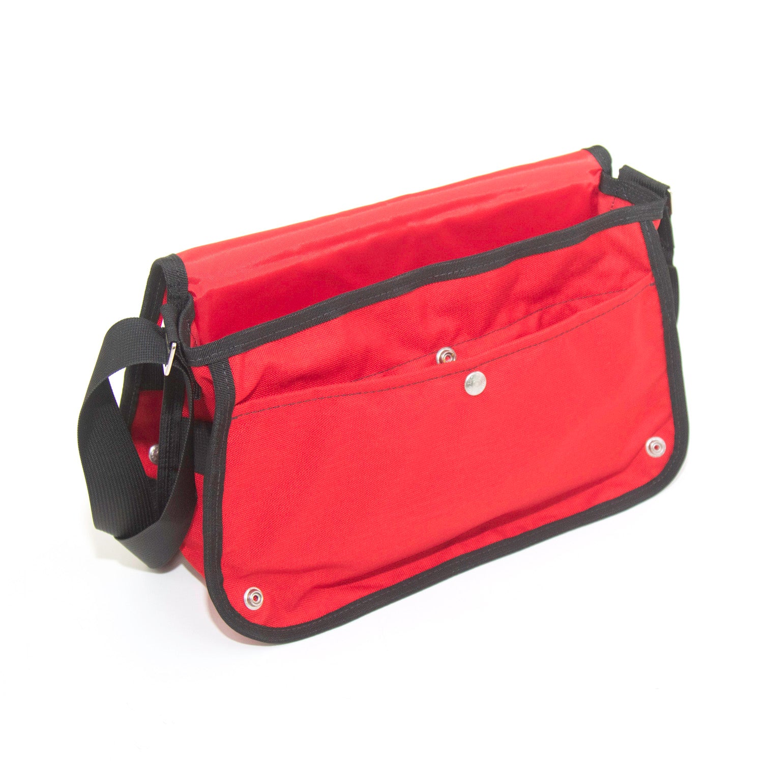 Snap closure pocket