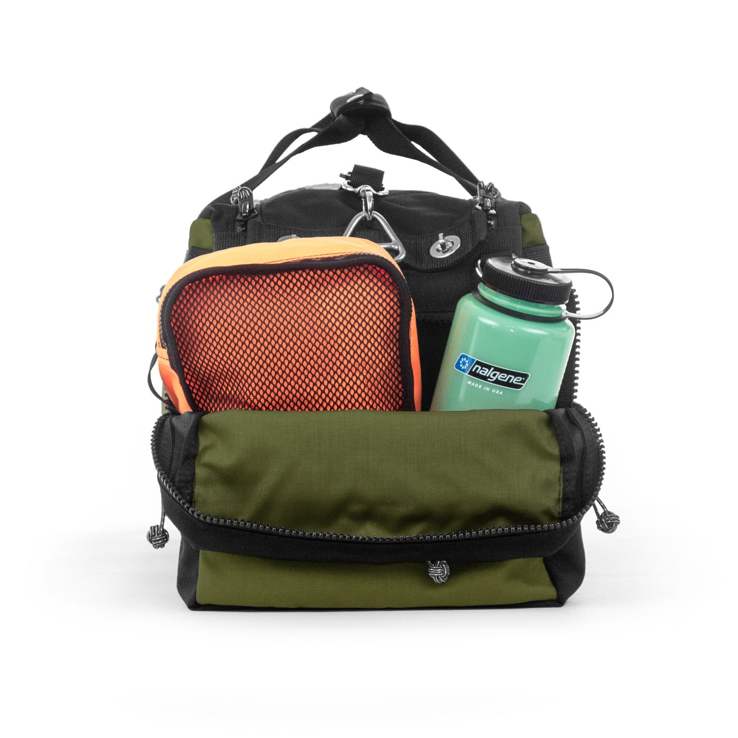 PR 5.5 with optional packing cube and nalgene bottle.