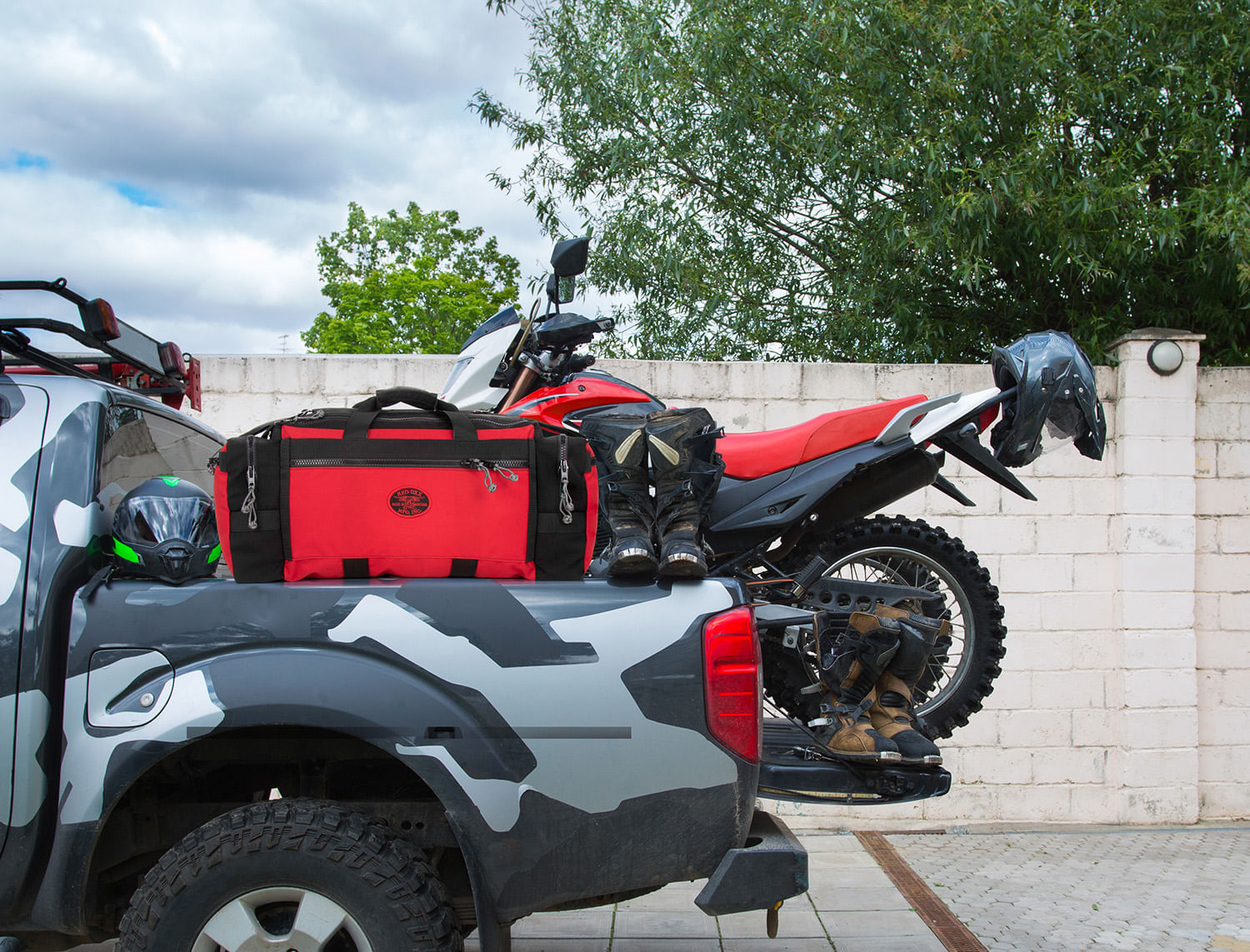 PR 5.5 Safari Beano with Moto and Truck.
