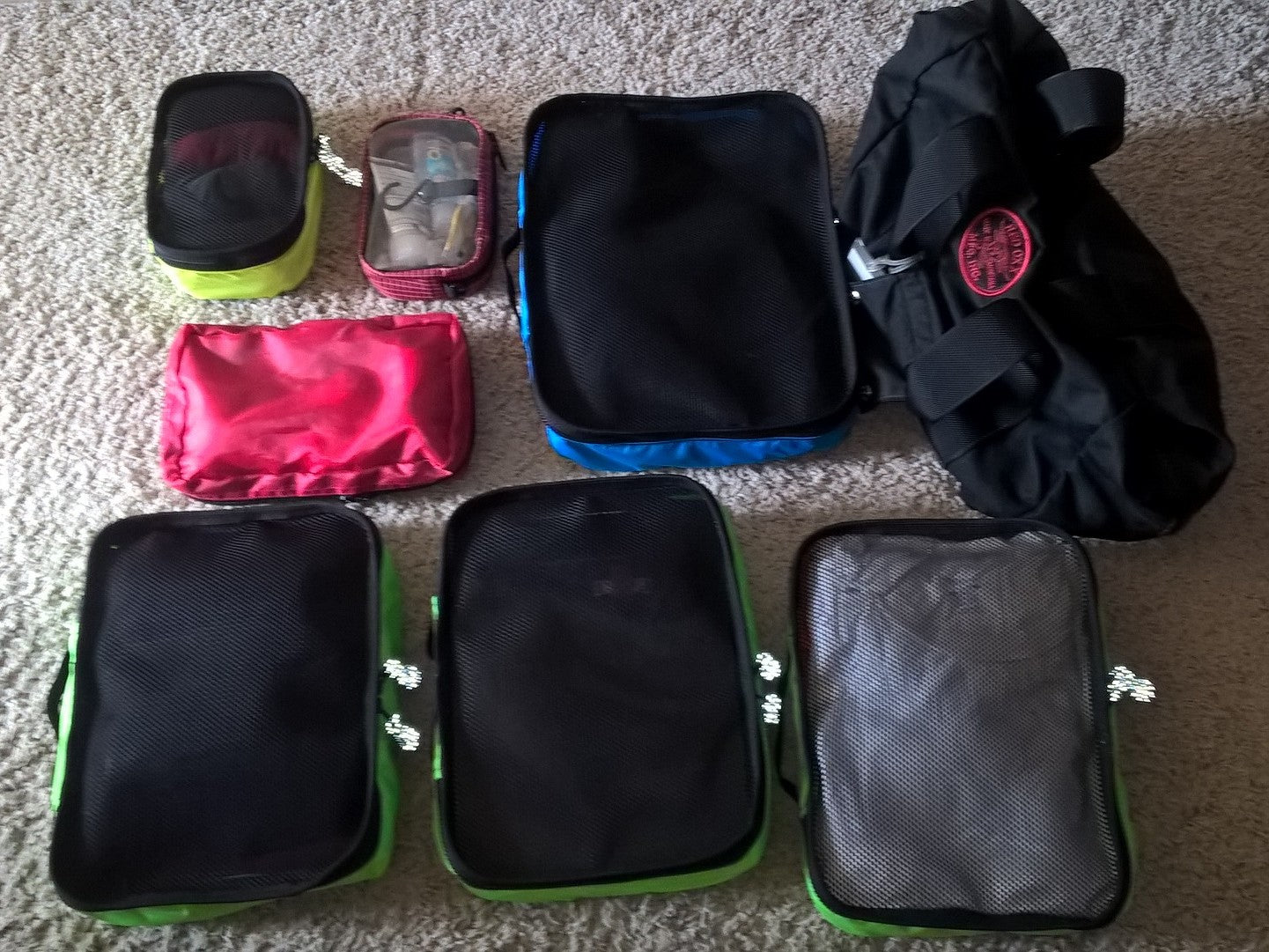 Packing Tips for Air Travel – Red Oxx Packing Cubes Ideal for Business Trips